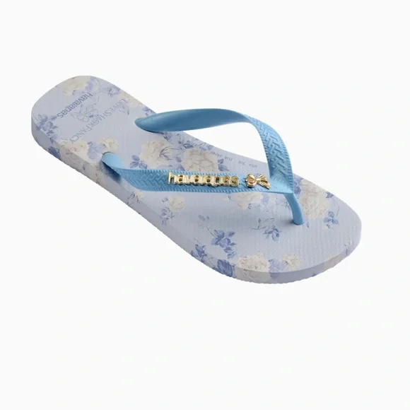 Havaianas Whisper Blue Floral Flip Flops - Picture 2 of 6